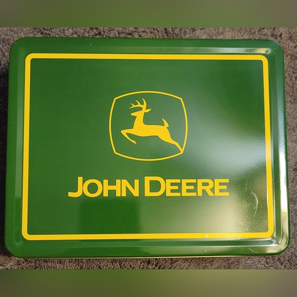 John Deere Licensed Product Lunch Box Tin "Suppertime" - Picture 2 of 6